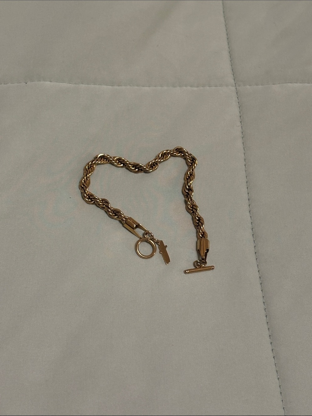 Thryfty 18K Gold Plated Bracelet